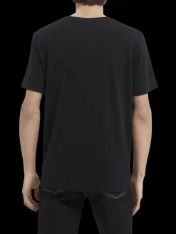 Basic T-Shirt