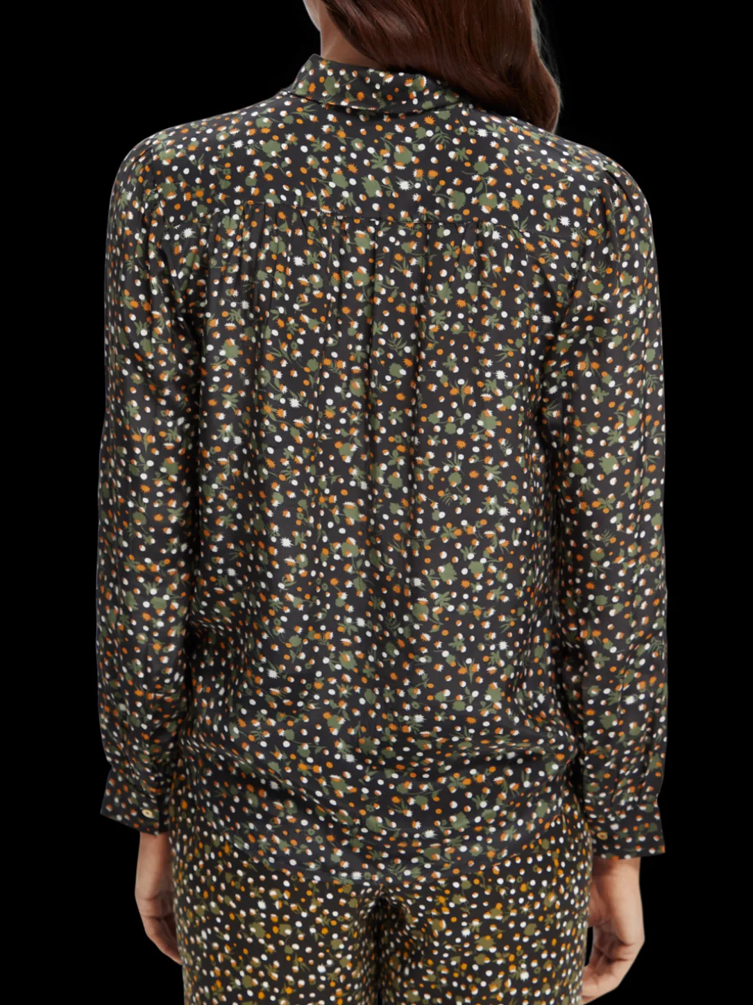 Lightweight Shirt With Ribbon Collar