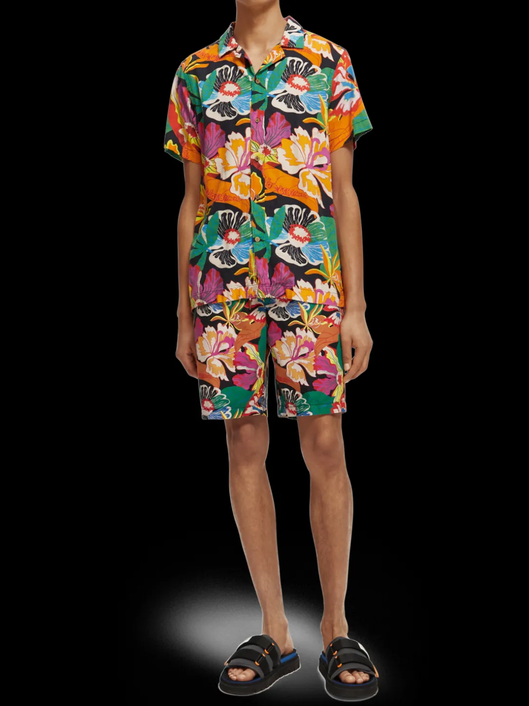 Printed Short-Sleeved Camp Shirt