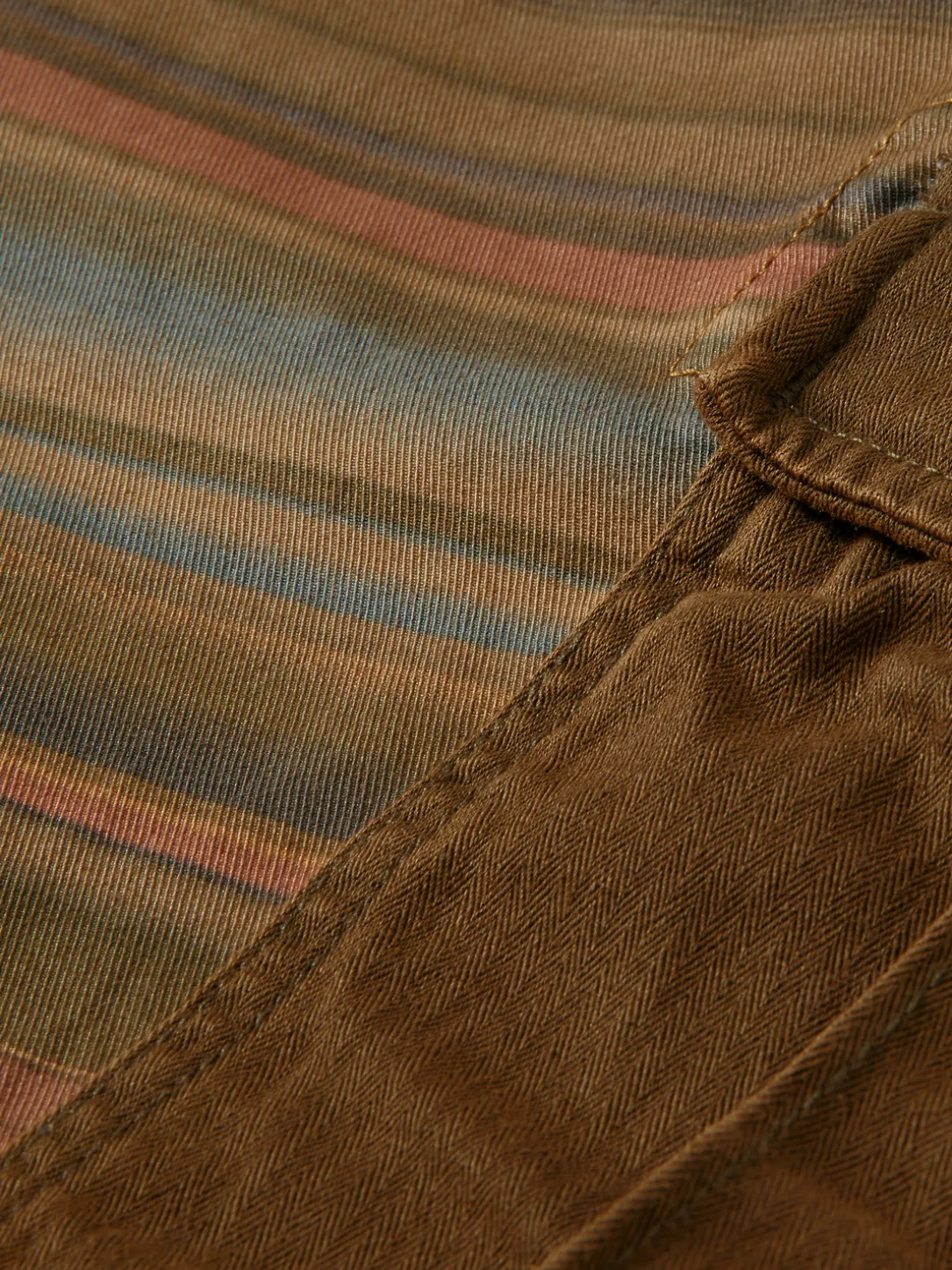 Relaxed-Fit Garment-Dyed Cargo Shorts