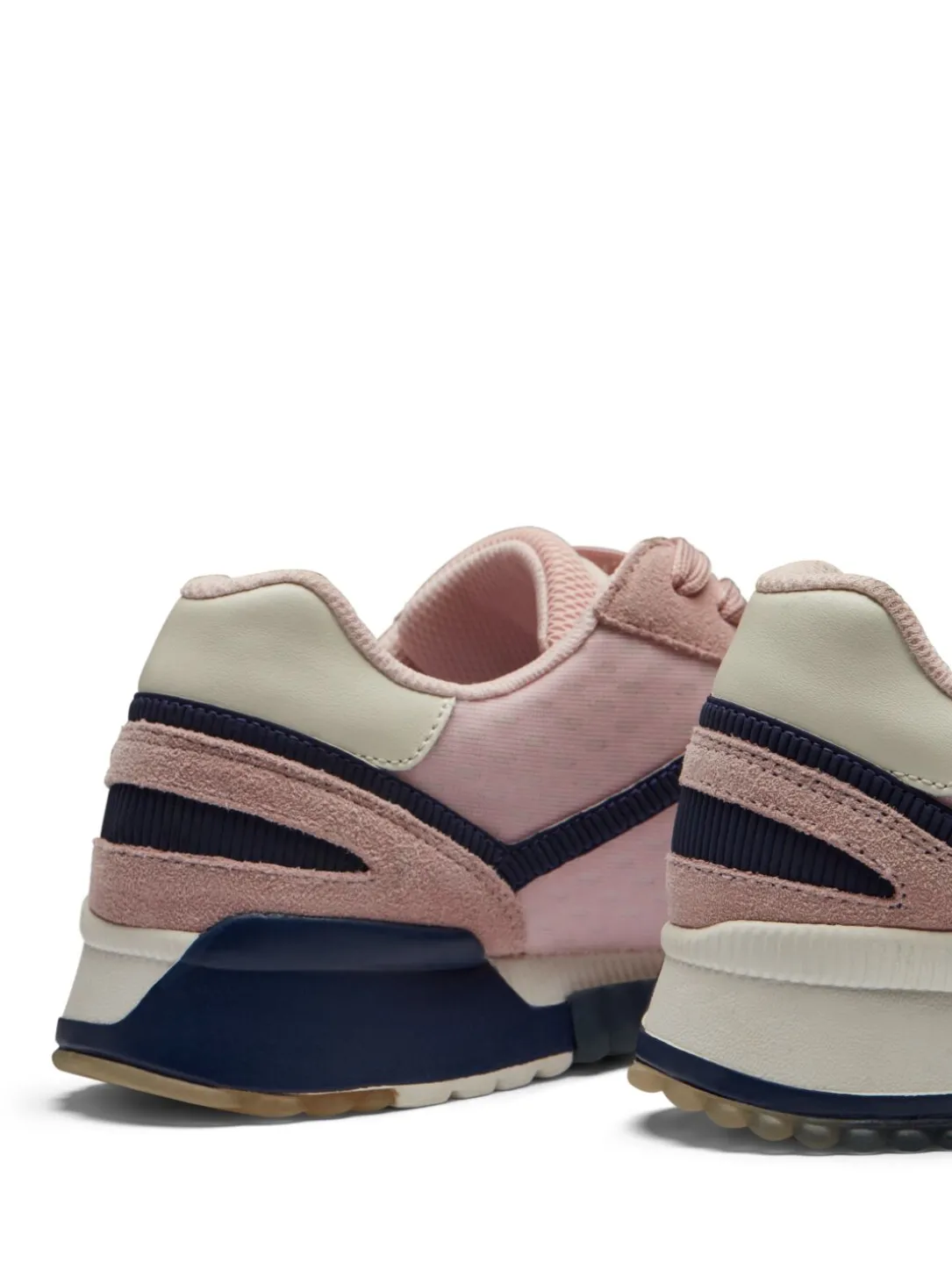 Vivex Sneaker