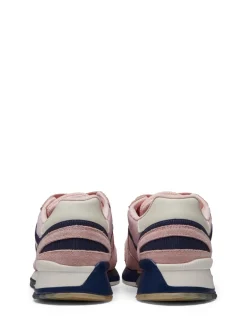 Vivex Sneaker