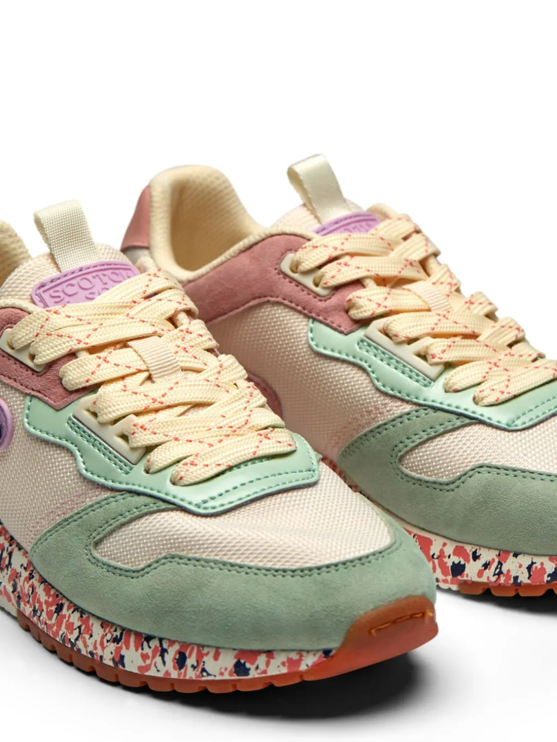 Vivi Sneaker