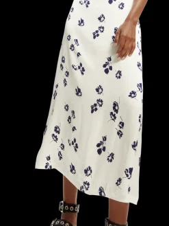 V-Neck Open Back Maxi Dress